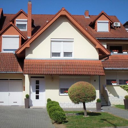 Silent Apartmanhaz Harkány Zewnętrze zdjęcie