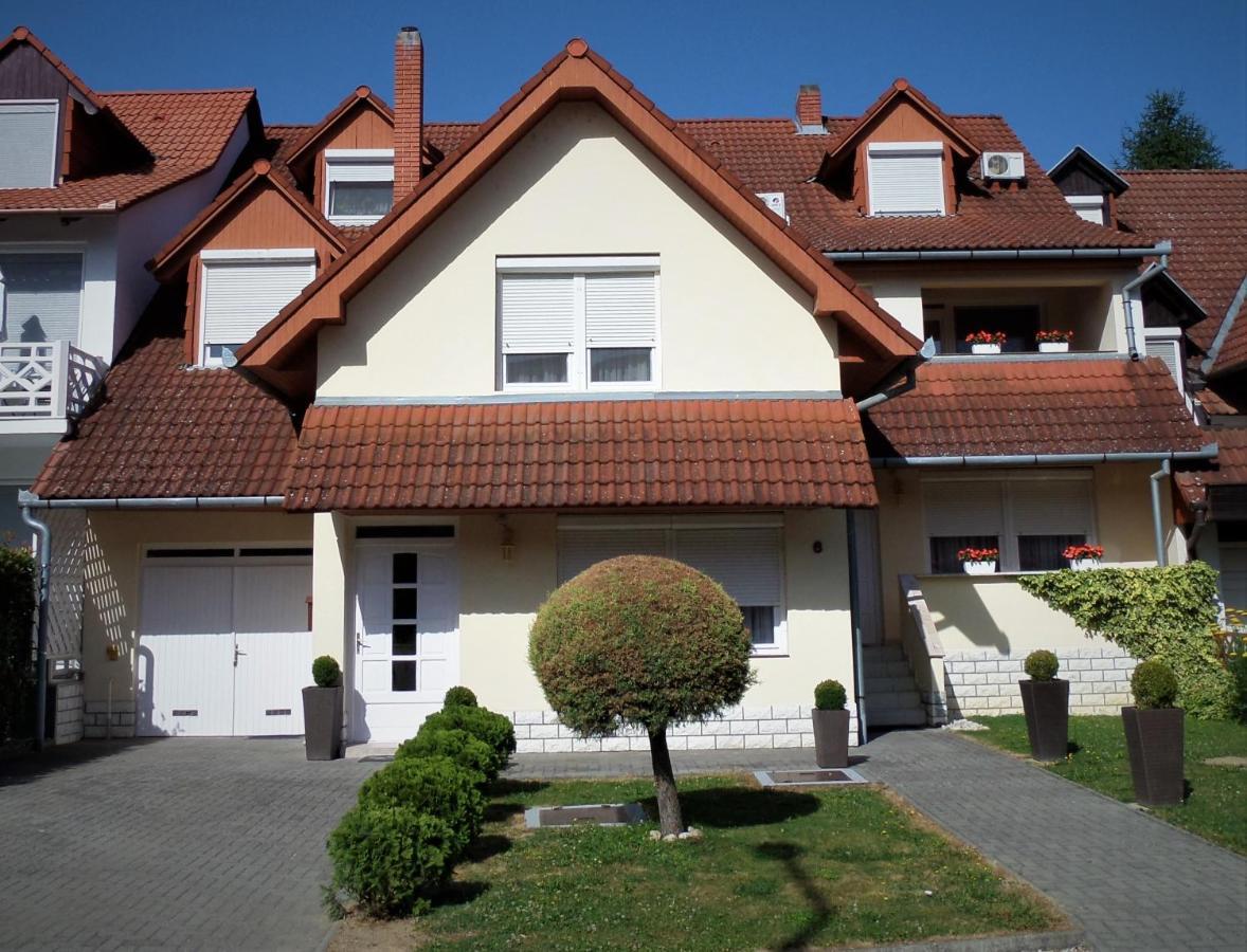 Silent Apartmanhaz Harkány Zewnętrze zdjęcie