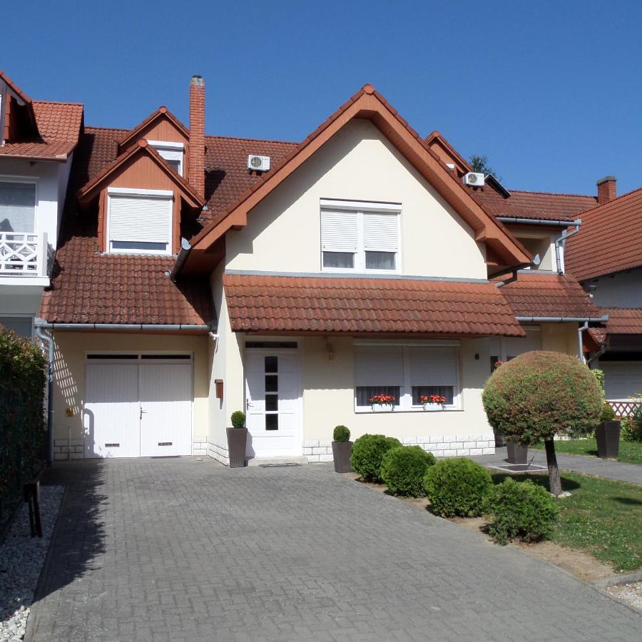 Silent Apartmanhaz Harkány Zewnętrze zdjęcie