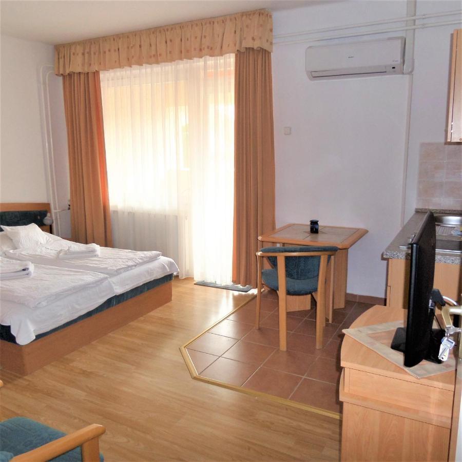 Silent Apartmanhaz Harkány Zewnętrze zdjęcie