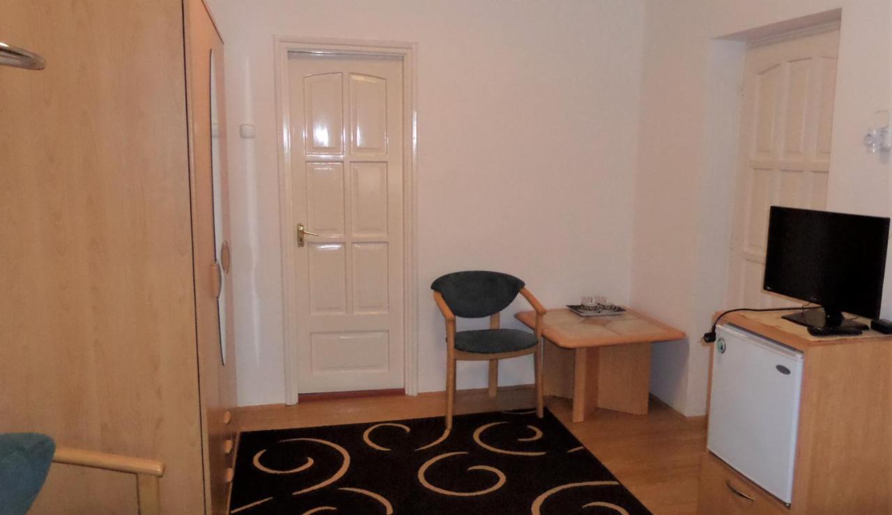 Silent Apartmanhaz Harkány Zewnętrze zdjęcie