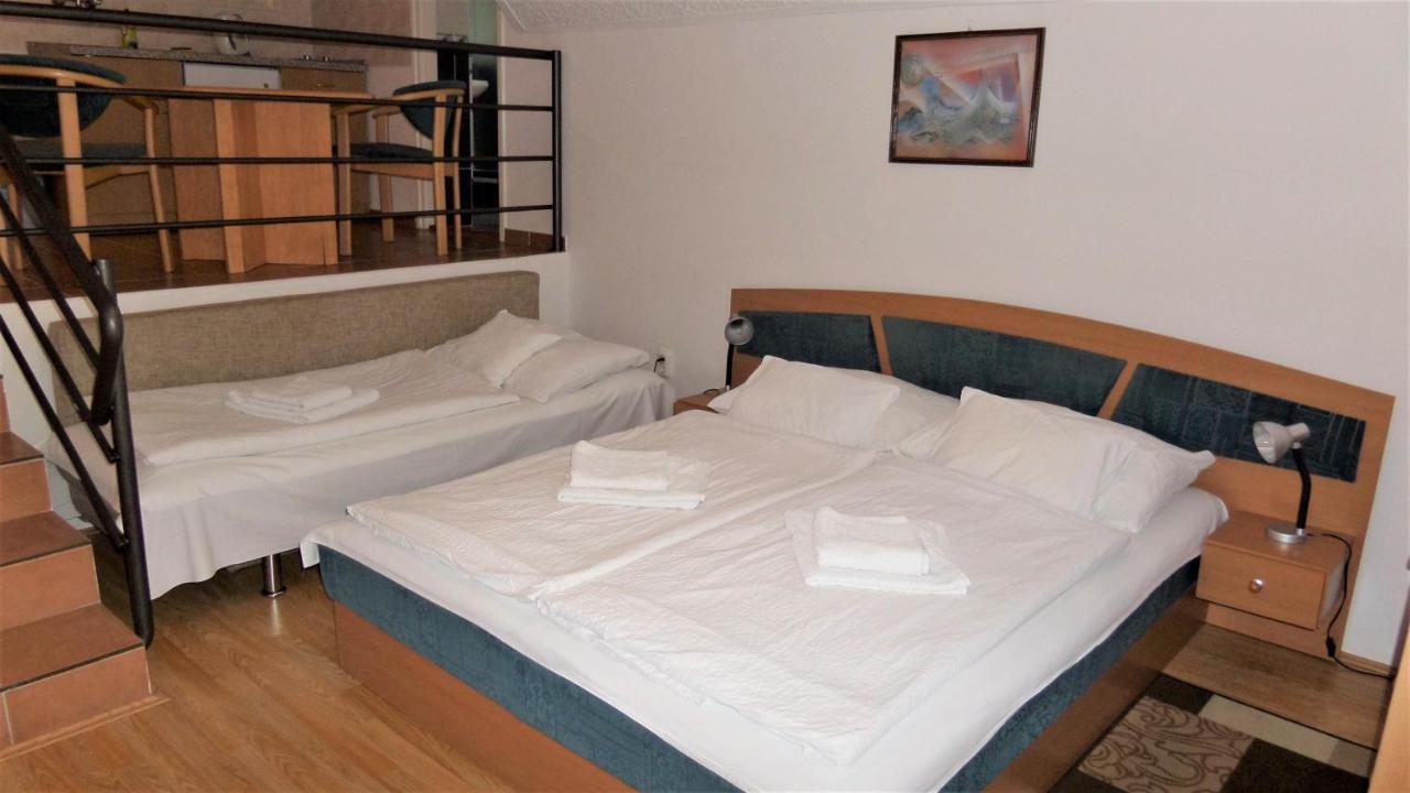 Silent Apartmanhaz Harkány Zewnętrze zdjęcie